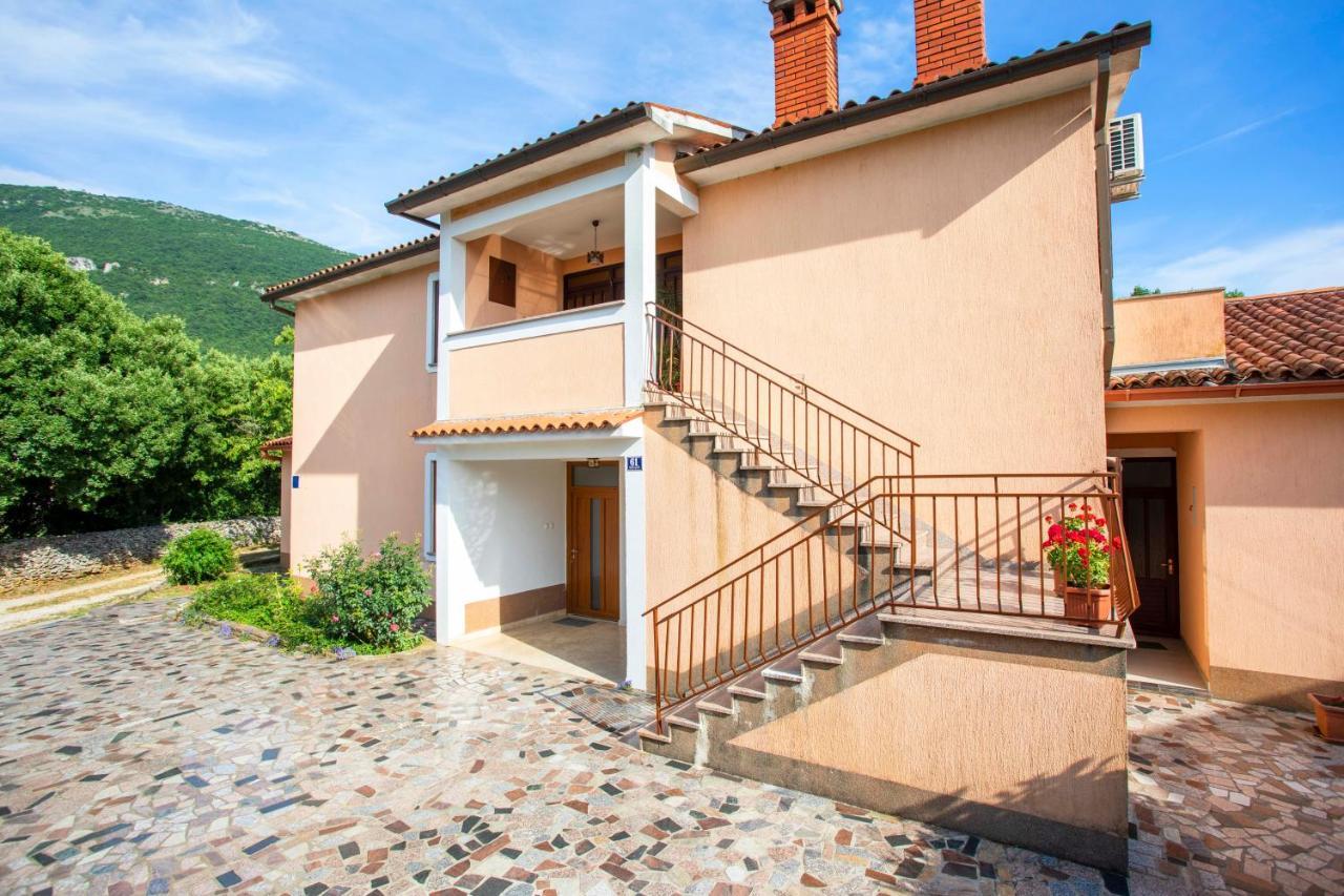 Apartmani Marica Пломин Екстериор снимка